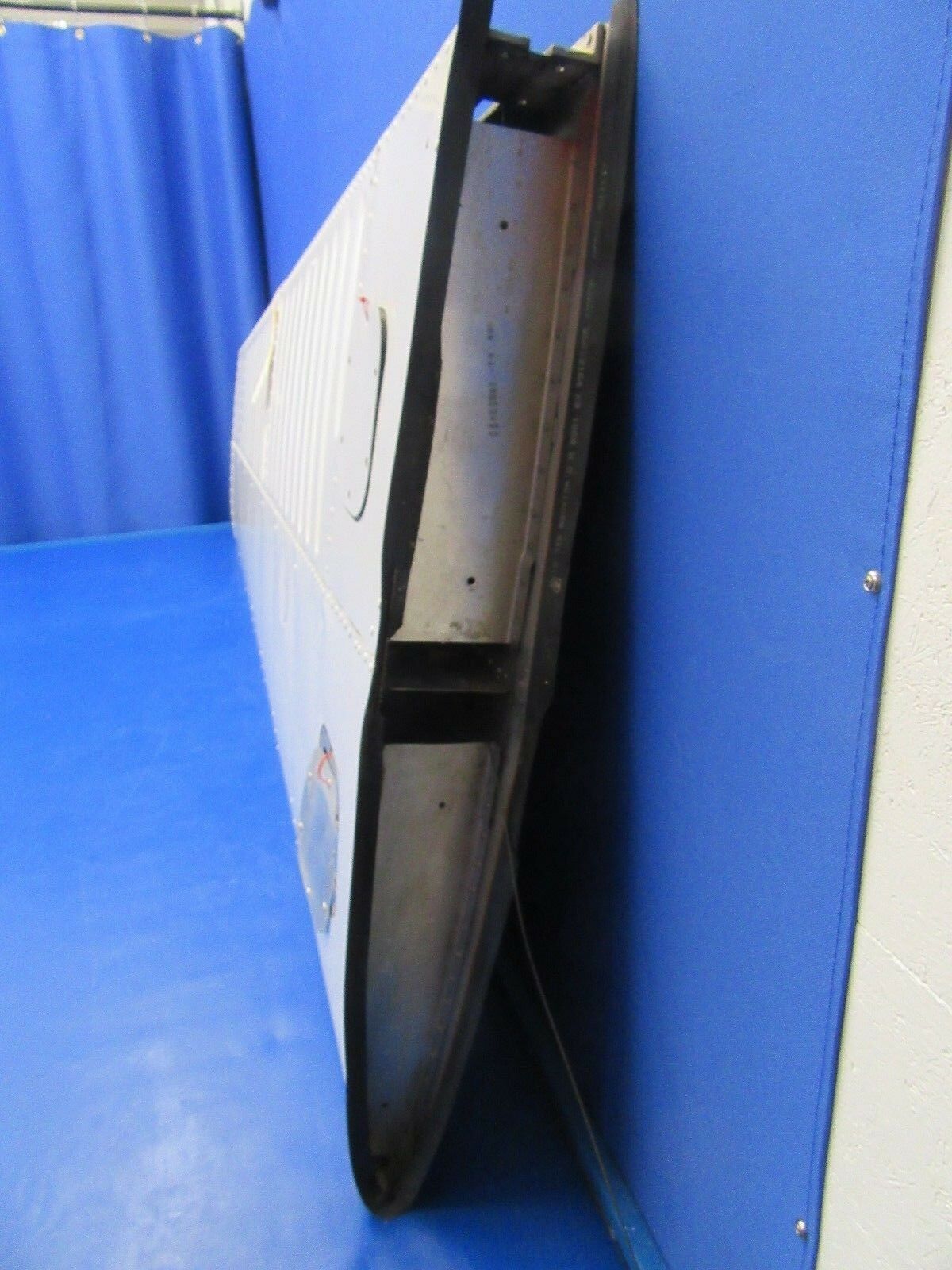 Beech Baron Horizontal Stabilizer LH P/N 96-620005-623 (0118-189)