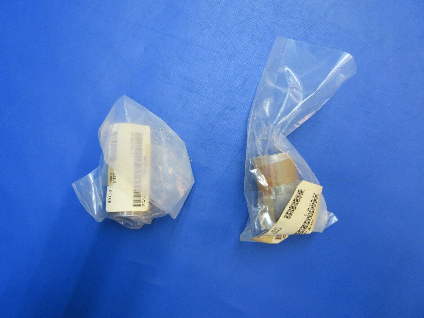 Cessna Sleeve P/N 0550290-3 LOT OF 2 NOS (1023-979)