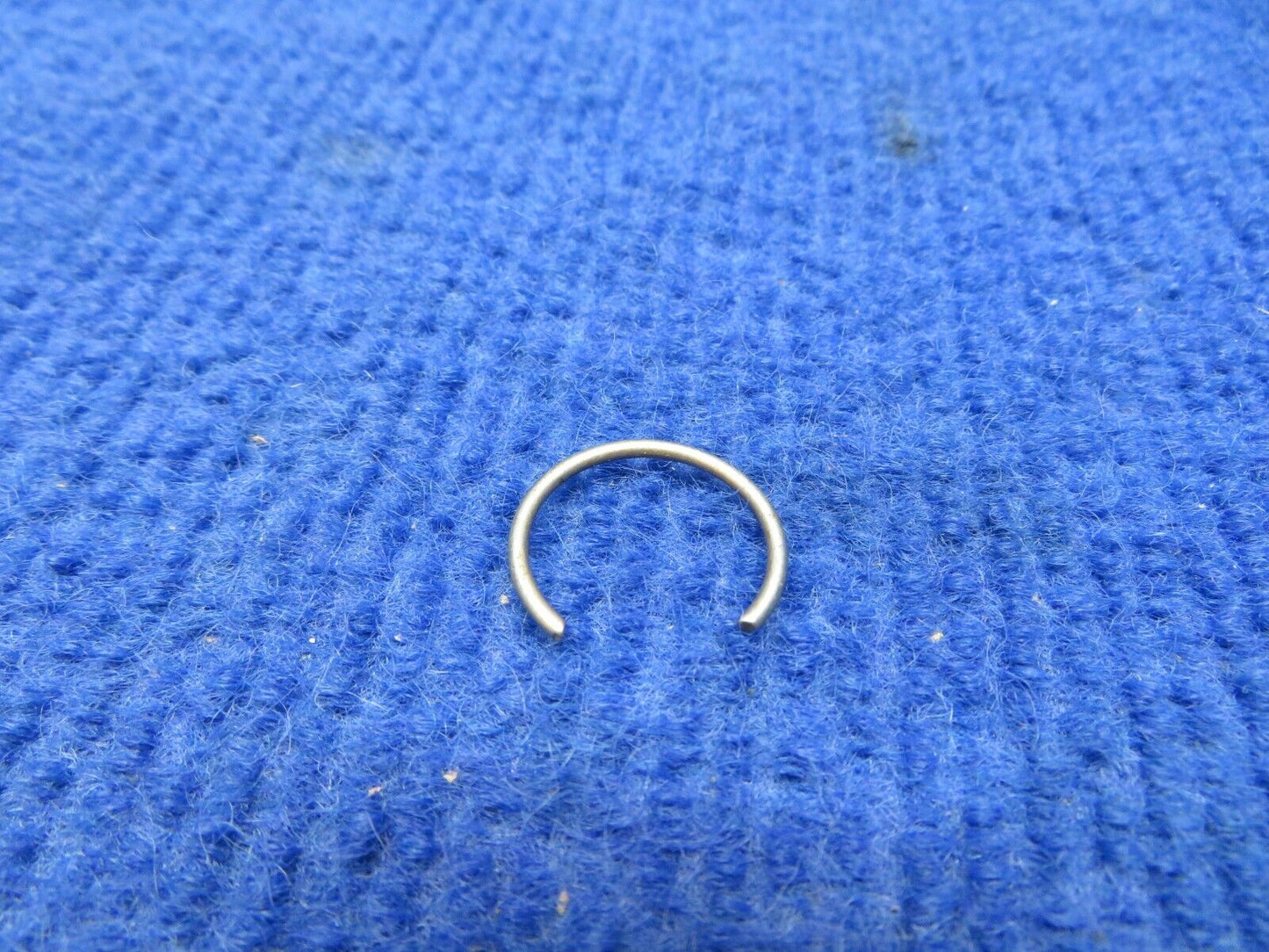 Lycoming Circlip .724 Diameter x .063 Wire P/N STD-136 NOS (0722-723)