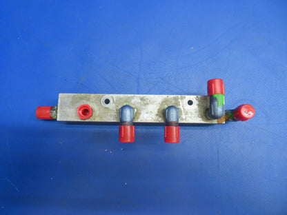 Piper PA-28R-201T Hydraulic Manifold LH P/N 67520-00, 67520-000 (1122-702)