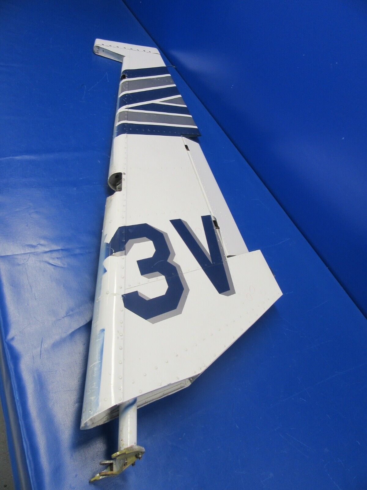 Piper PA-31-350 Chieftan Rudder Assembly w/ Tab P/N 40046-30 (1123-05)
