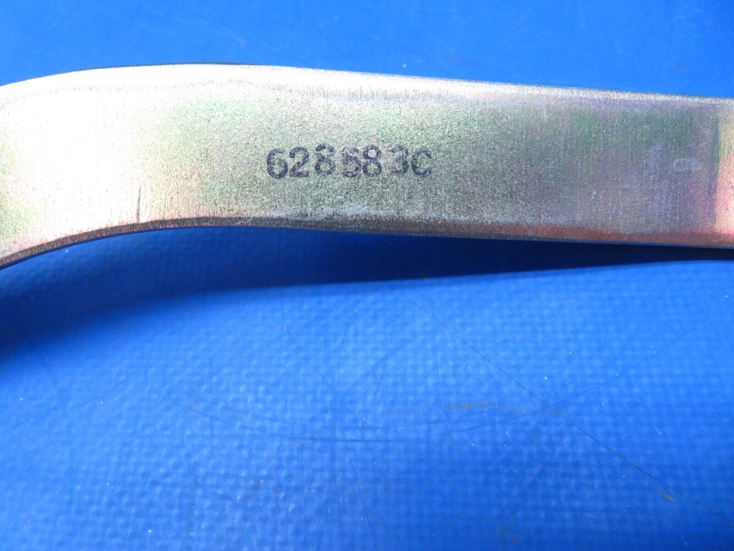 Continental 470 Generator Lower Bracket CAD Plated P/N 628583C NOS (0923-716)