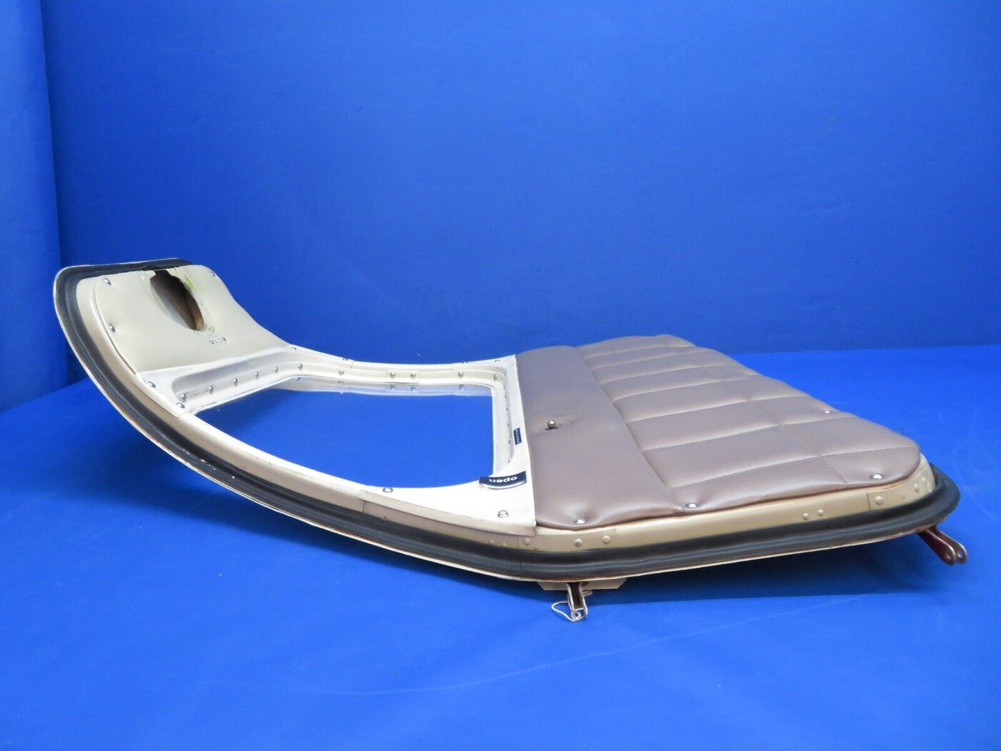 Piper PA-28-180 Cabin Door Assy w/ Key Clear Tint P/N 67306-00 (0323-32)