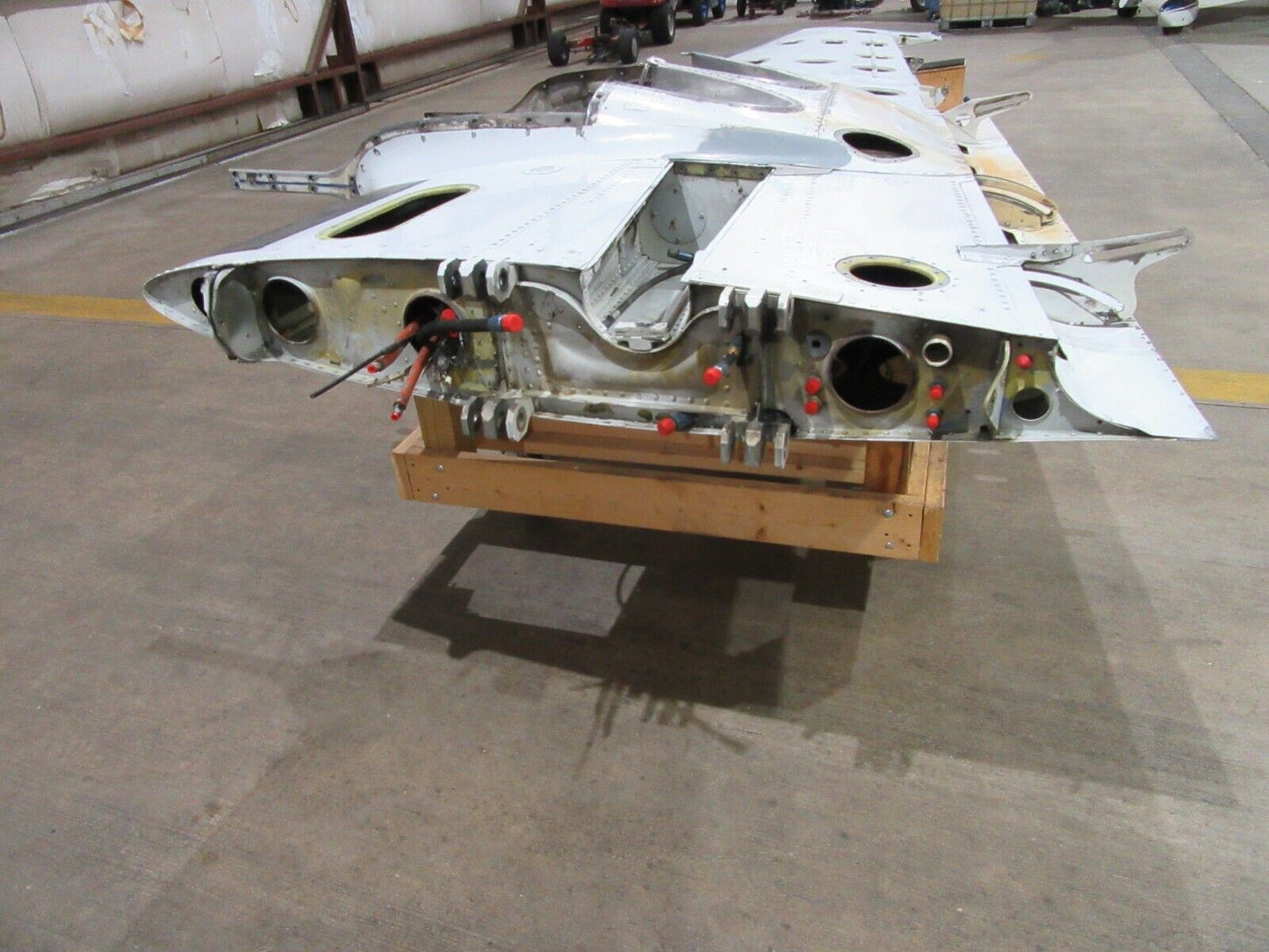1981 Piper Aerostar PA-260-602P LH Wing P/N 20000-509 CORE (1122-100)