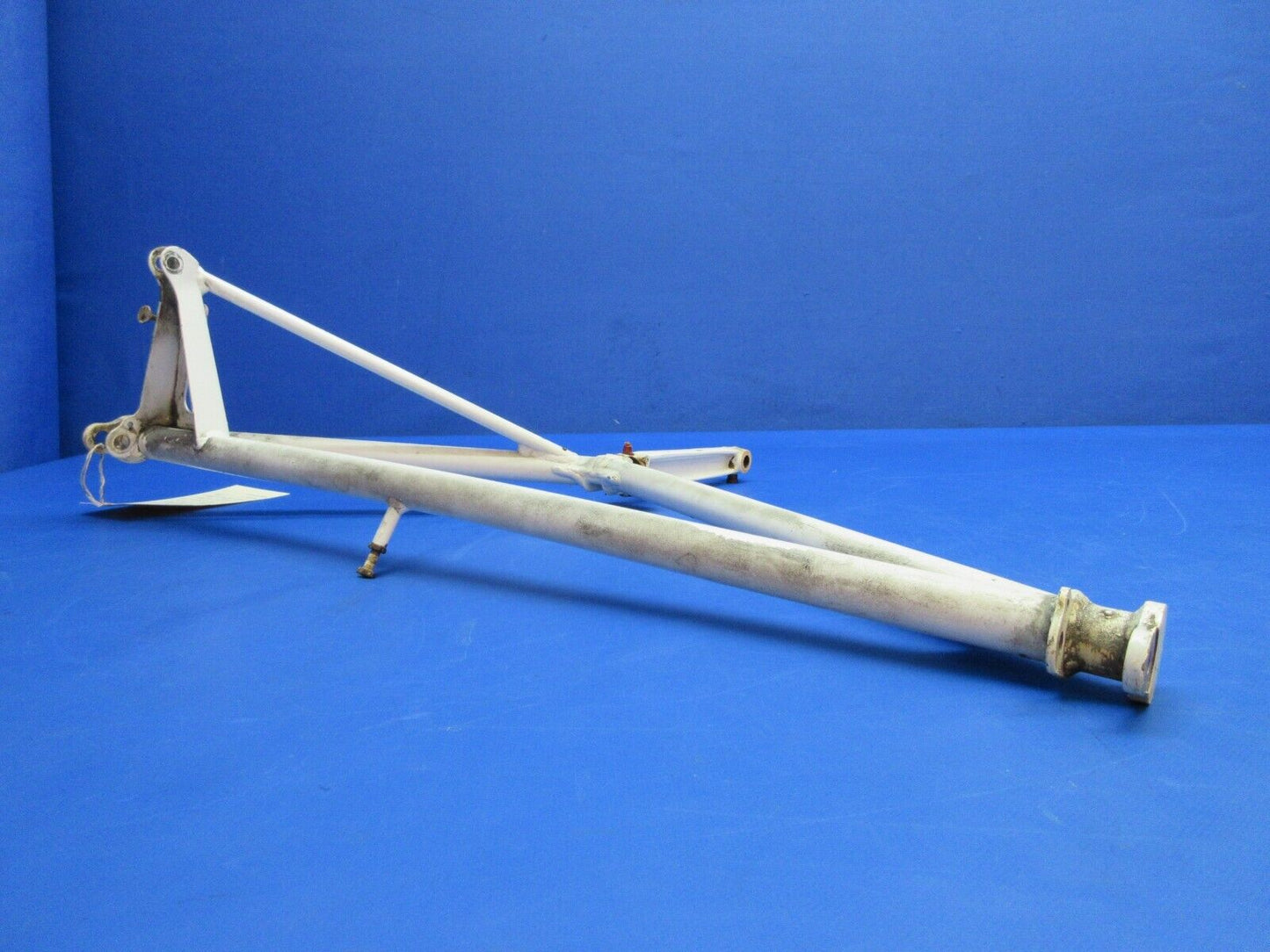 Beech 95-B55 Baron RH Main Gear Retract Brace Assy P/N 35-815102-35 (0523-1138)