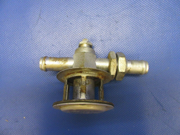 Beech Baron B-55 Airborne Vacuum Regulating Valve P/N 133B3 (0621-683)