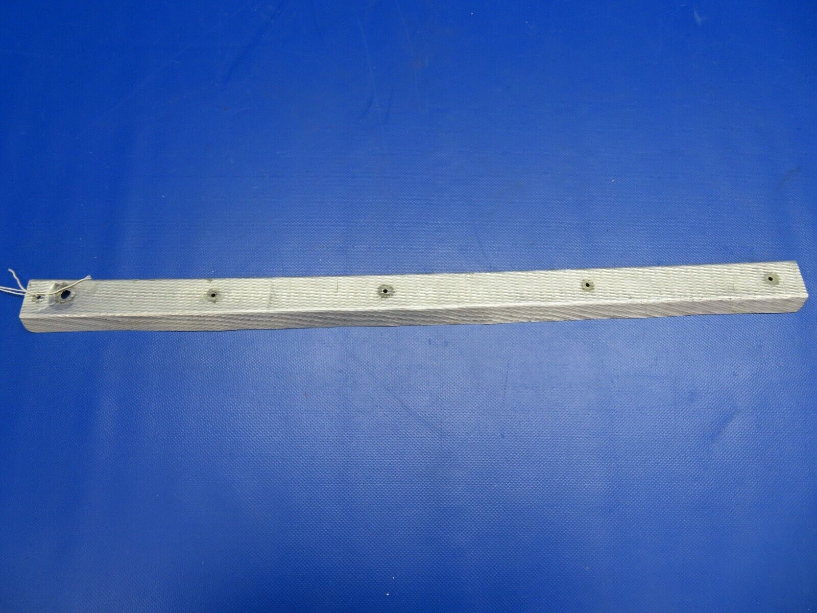 Piper PA-28-140 Door Sill / Trim P/N 63118-00, 63118-000 (1220-468)