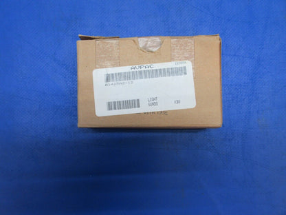 Grimes Spotlight P/N A1425A2-12 NOS (1123-766)
