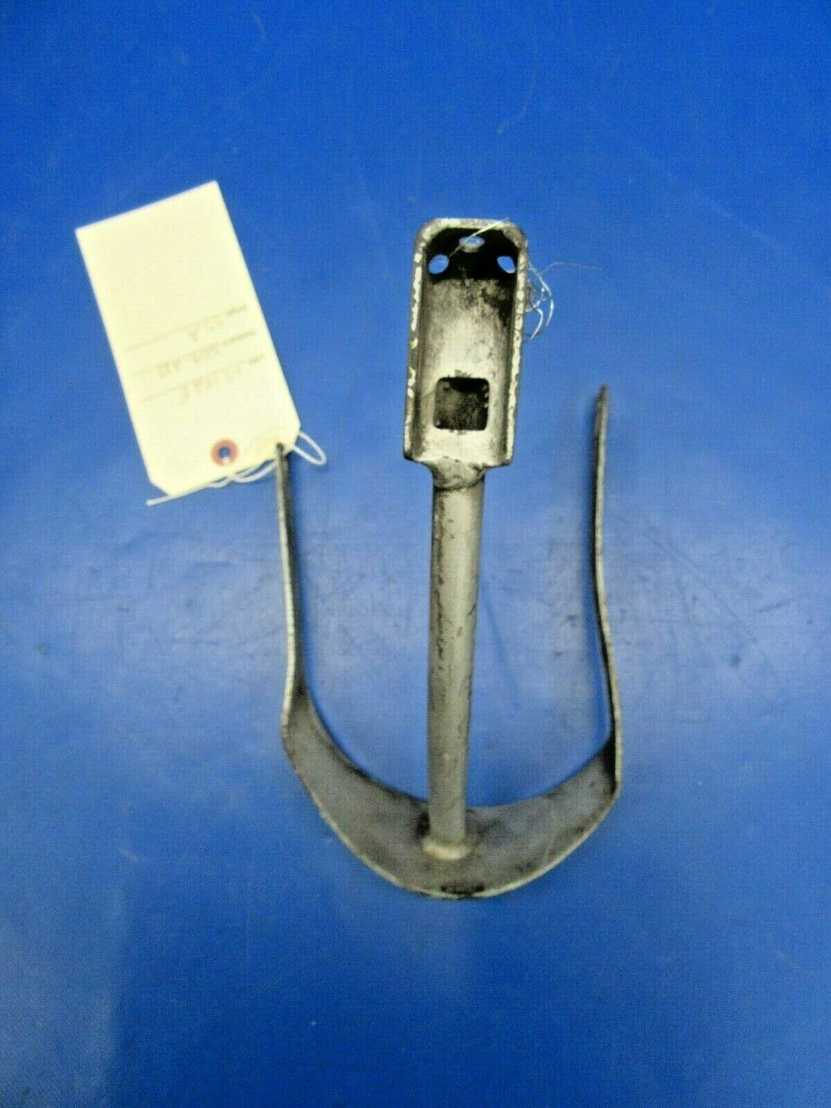 Beech 35 Bonanza Wheel Scraper / Guard 35-825175 (0219-227)