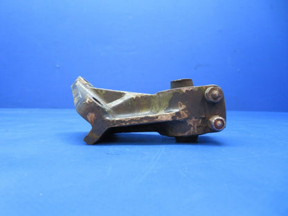 Continental O-300 LH AFT / RH FWD Engine Mount Bracket P/N 40043 (0723-532)