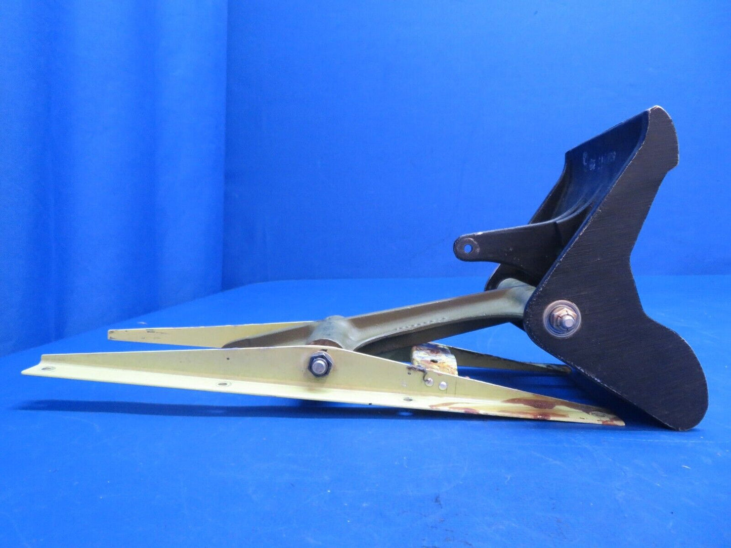 Piper Aerostar 602P Pilot Rudder Pedal Assy P/N 600039-01, 600039-02 (0123-702)