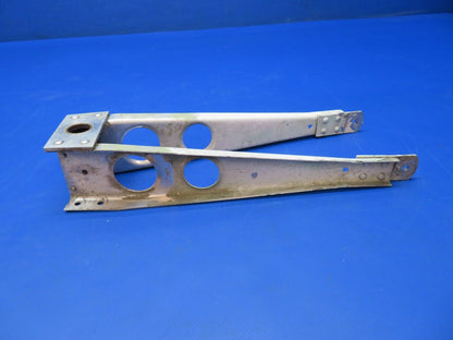 Piper PA-28R-201T Stabilator Trim Rib P/N 65244-00 (1122-421)