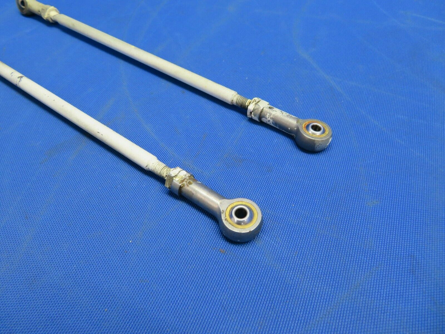 Cessna 210L Flap Push Rod Assy 1260128-5, 1260128-4 LOT OF 2 Low Time (1020-322)
