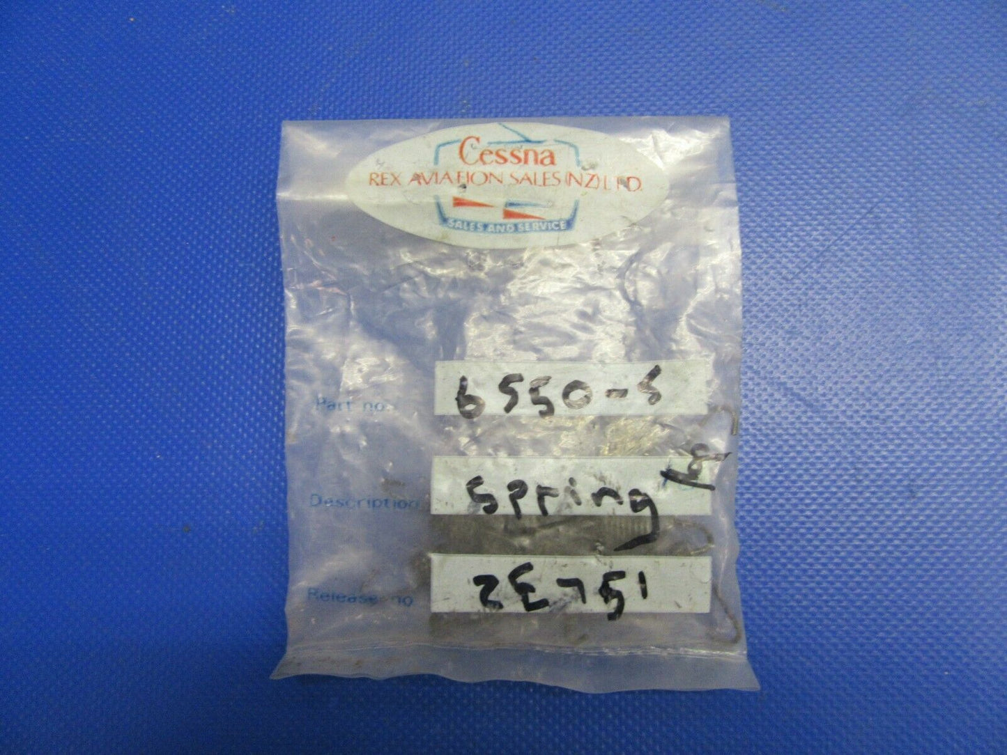Cessna Springs 6550-5 LOT OF 8 (1121-324)