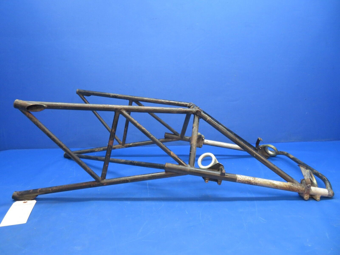 Piper PA-34-200T Seneca Engine Mount Assy Continental P/N 37105-00 (0123-989)