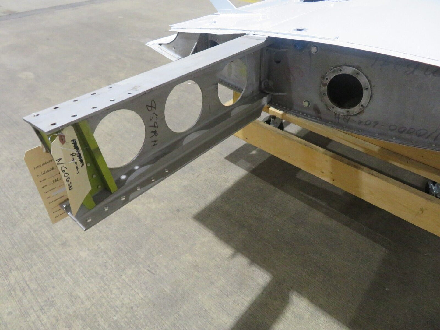 Beech 19A Musketeer RH Wing Structure P/N 169-110000-664 (0124-94)