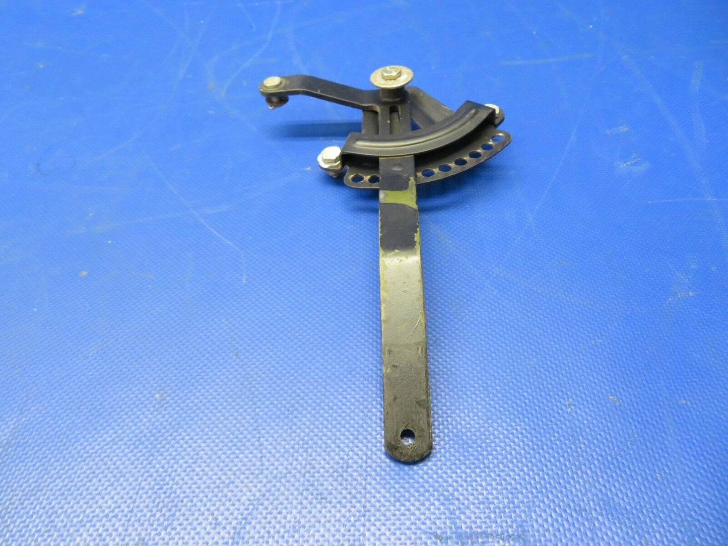 Cessna 210 / T210N Cowl Flap Lever P/N 2113210-1 (0921-137)