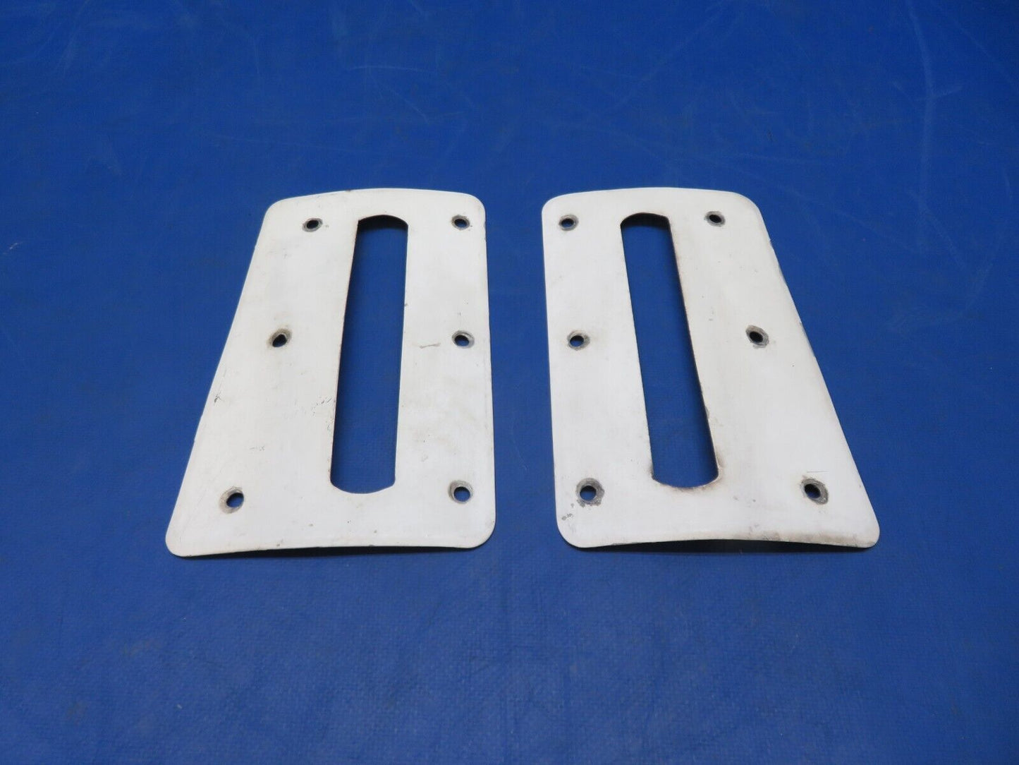 1956 Cessna 172 LH & RH Landing Gear Fillet Plates P/N 0511071-1 (0823-438)