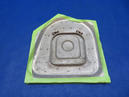Cessna 310 / 310F Oil Filler Door Assy P/N 0851019-1 (1123-371)