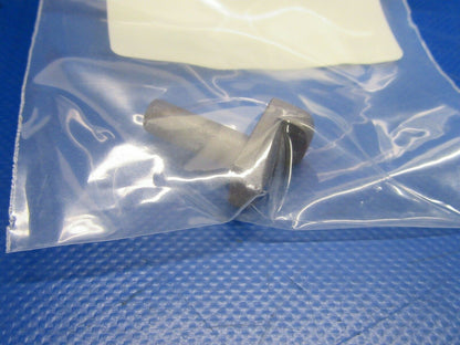 Lycoming Guide P/N 67785 NOS (0419-433)