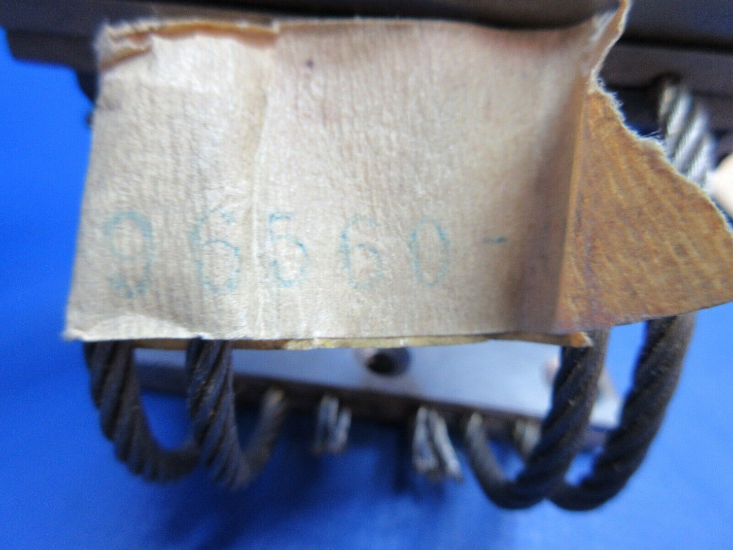 Piper PA-34-200 Exhaust Pipe Isolator Assy P/N 96560-00 LOT OF 2 (1123-699)