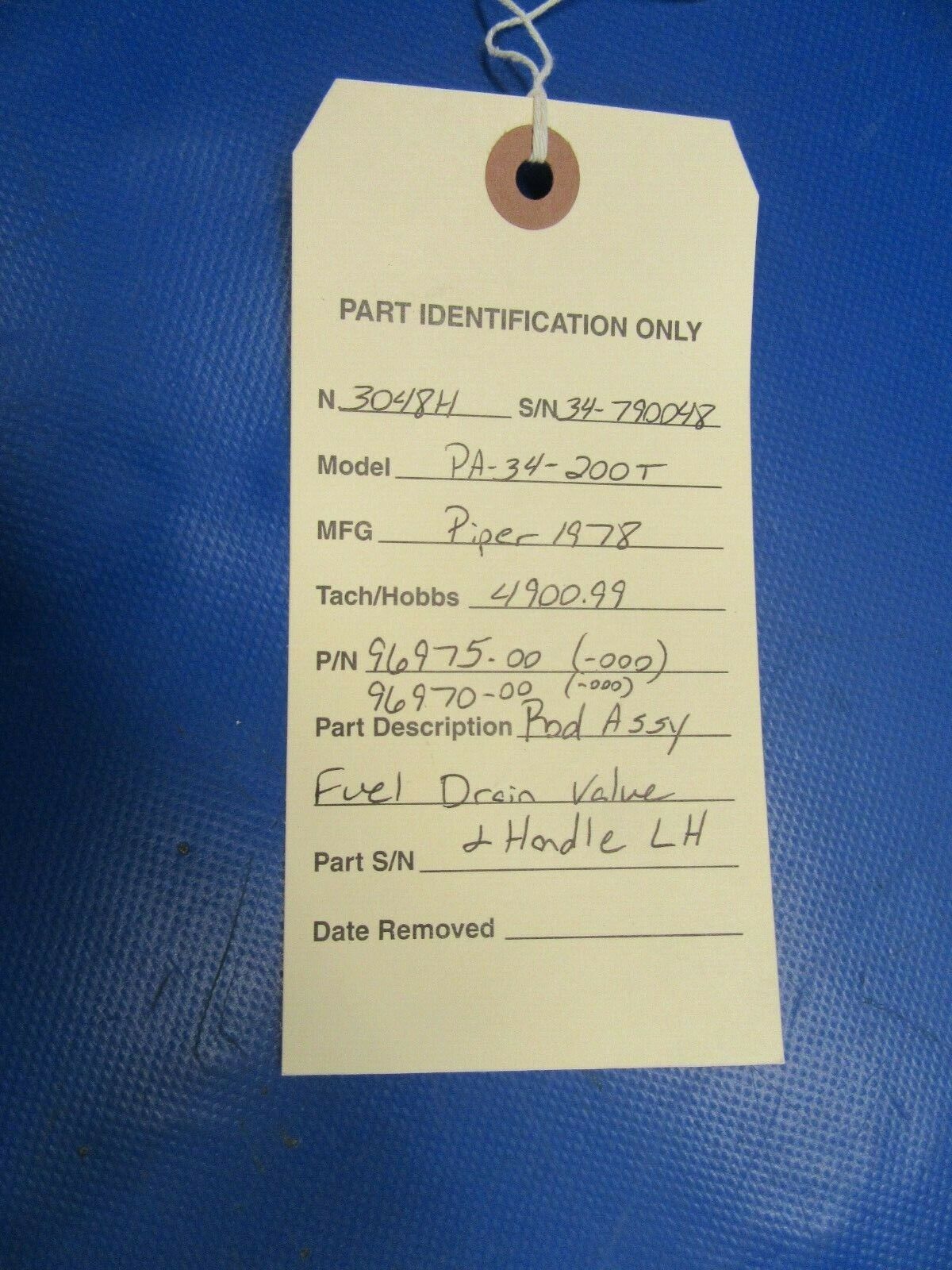 Piper PA-34-200T Rod Assy Fuel Drain and Handle LH P/N 96975-00 (1119-196)