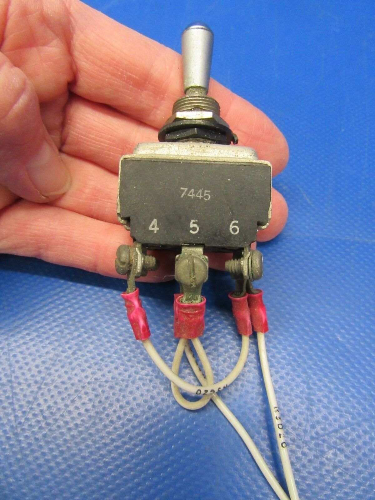 Beech Baron Toggle Switch 35-380053-11, 8906K1292 (1118-42)