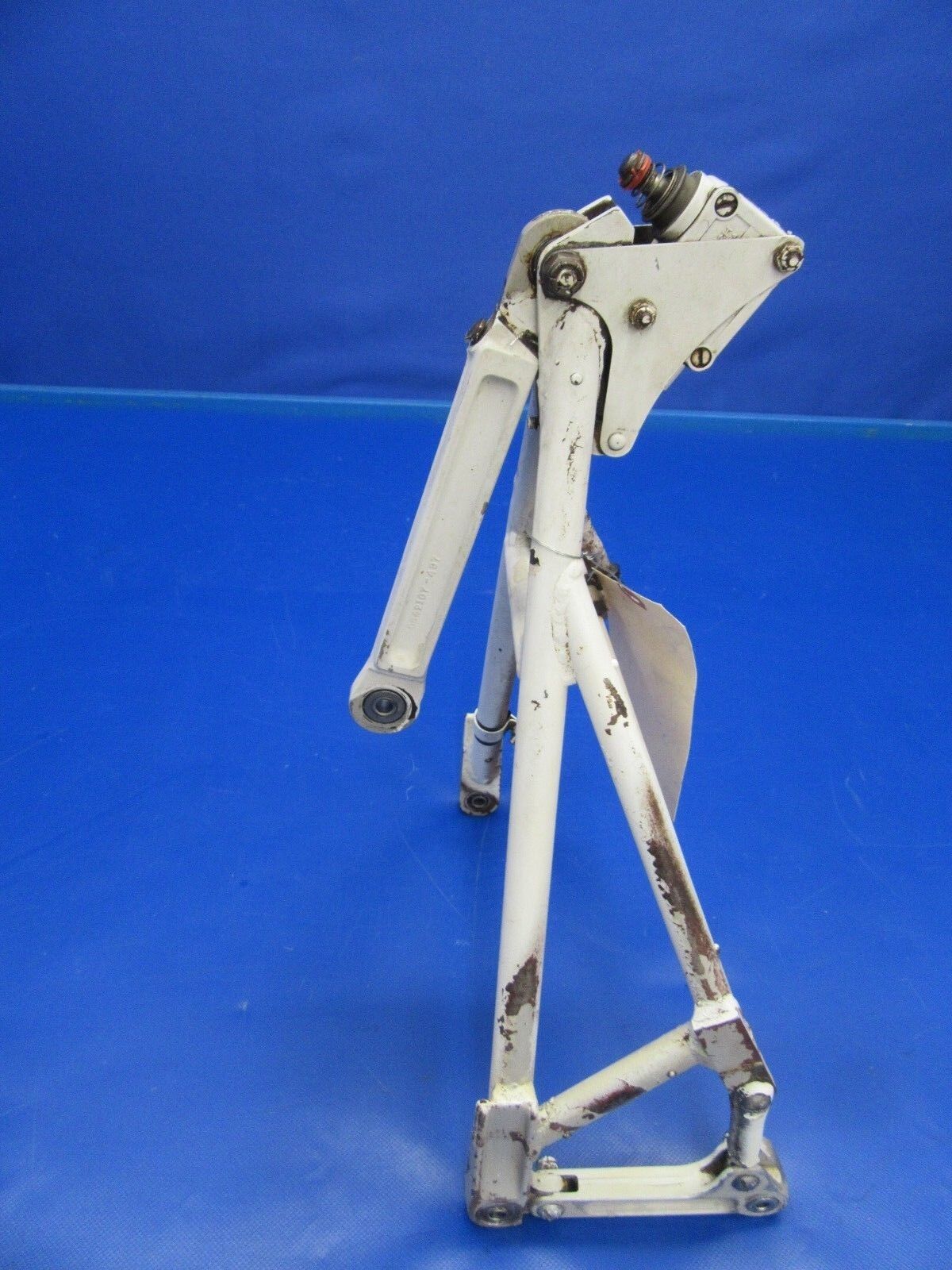1955 Cessna 310 Nose Gear Drag Brace & Truss 0842107-497 & 0842000-4 (0416-08)