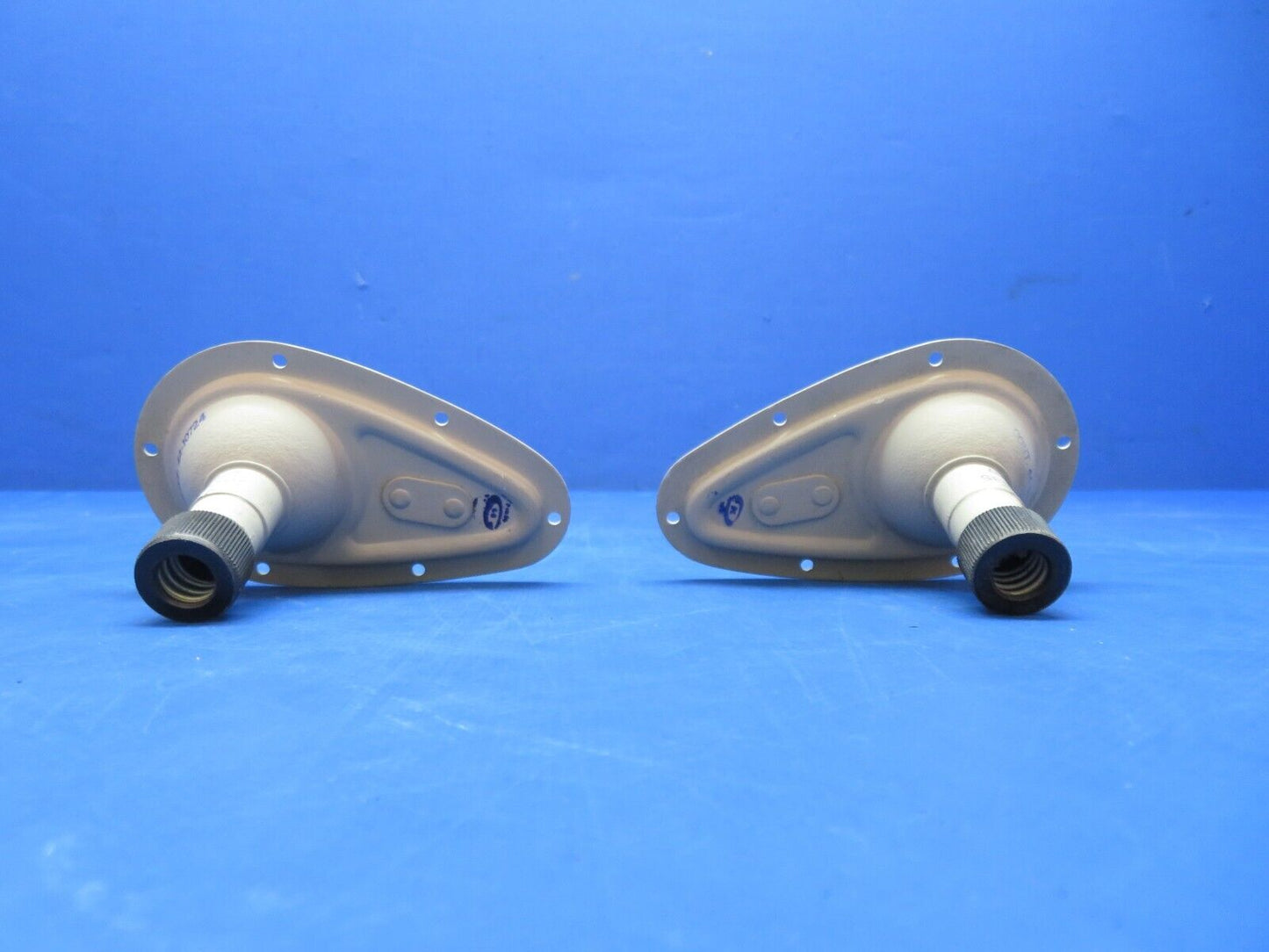Grimes Aviation Upward Light 26v P/N AN3097-2 NOS LOT OF 2 (0923-549)