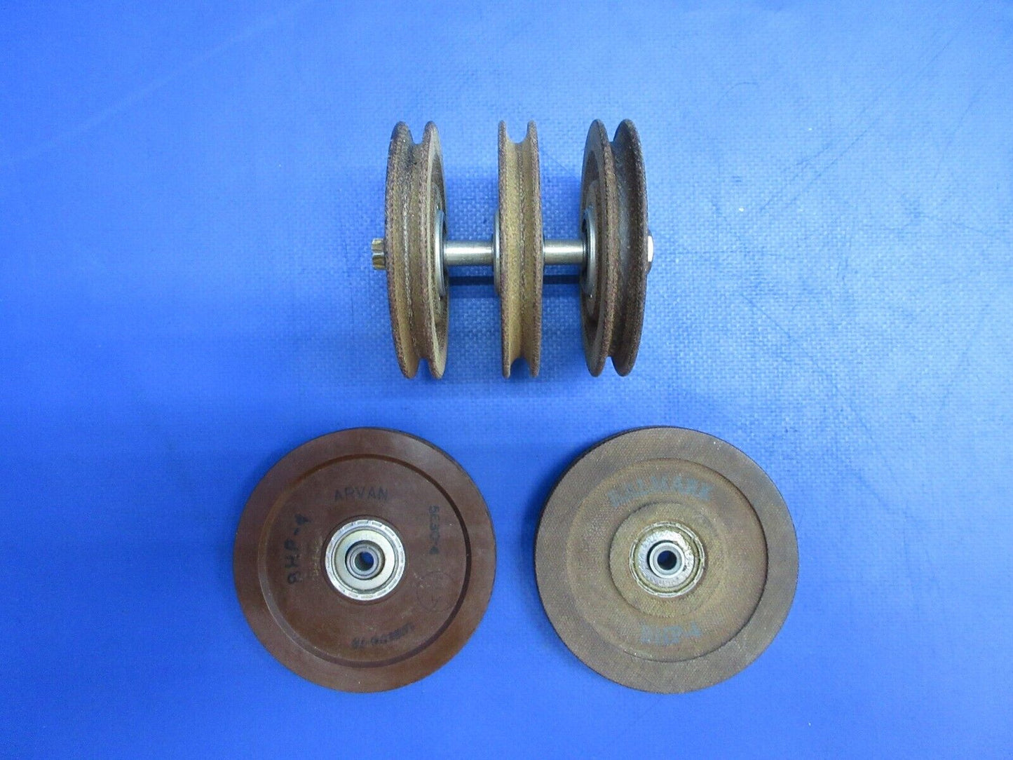 Beech 95-B55 Baron Pulley P/N MS20220-2, BHP-4 LOT OF 5 (0623-714)
