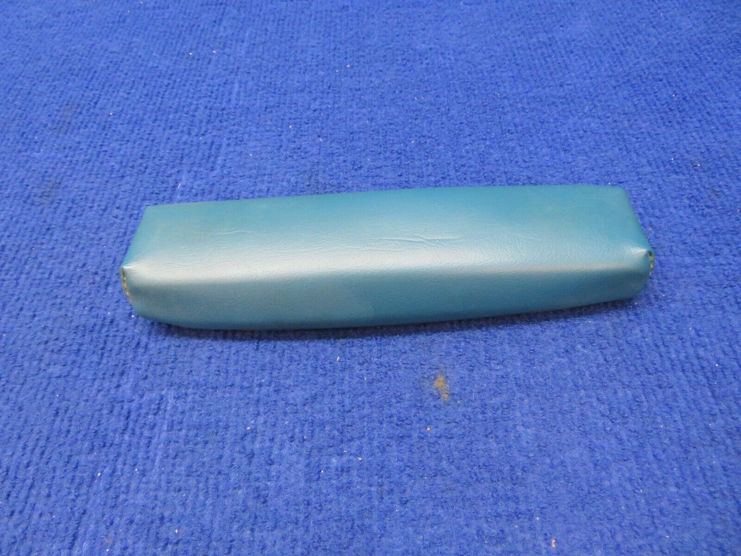 Piper Armrest P/N 25481-005 (0622-460)