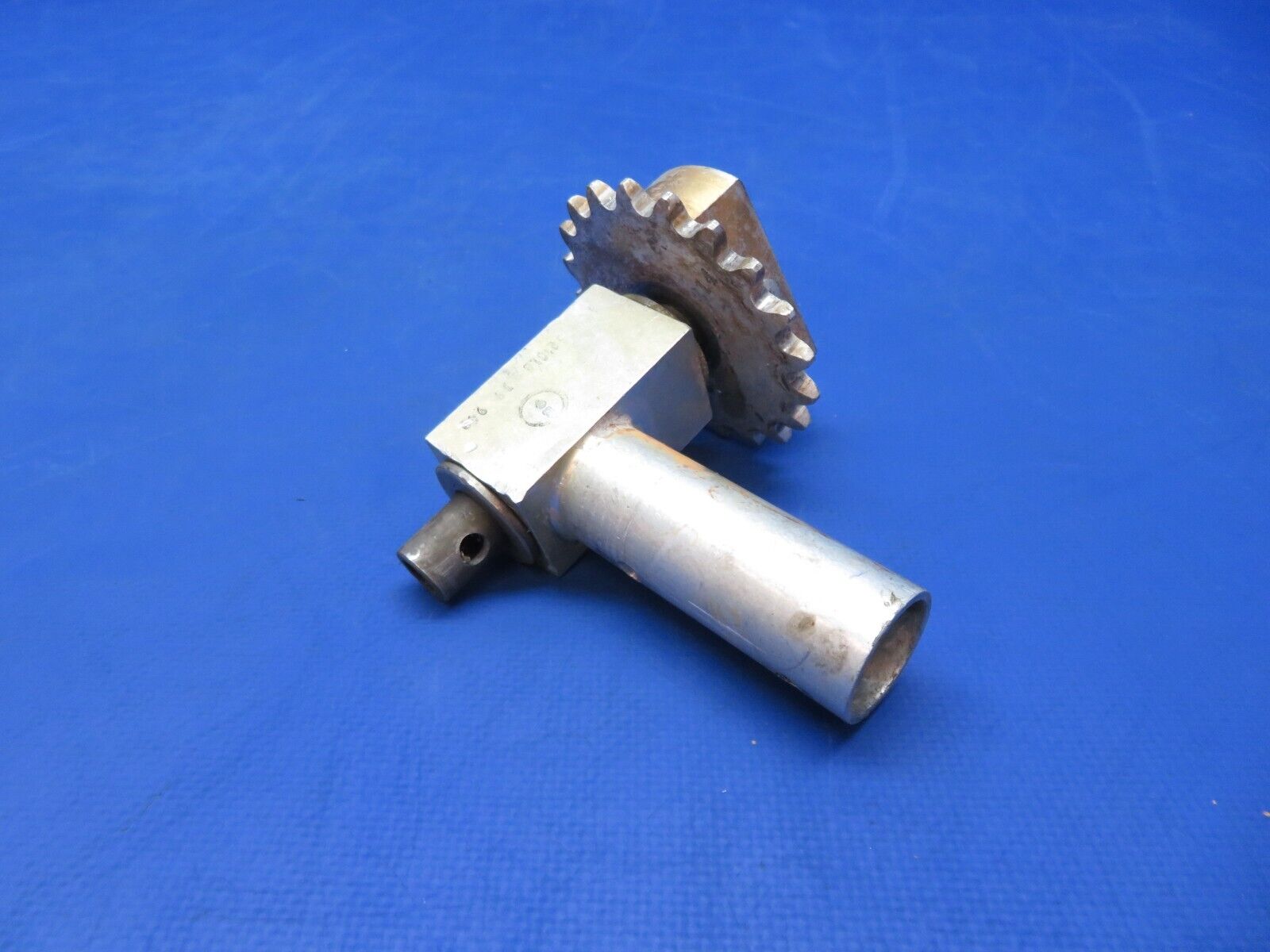 Beech A24R Sprocket & Tube Control P/N 169-524018-63 (0923-545)