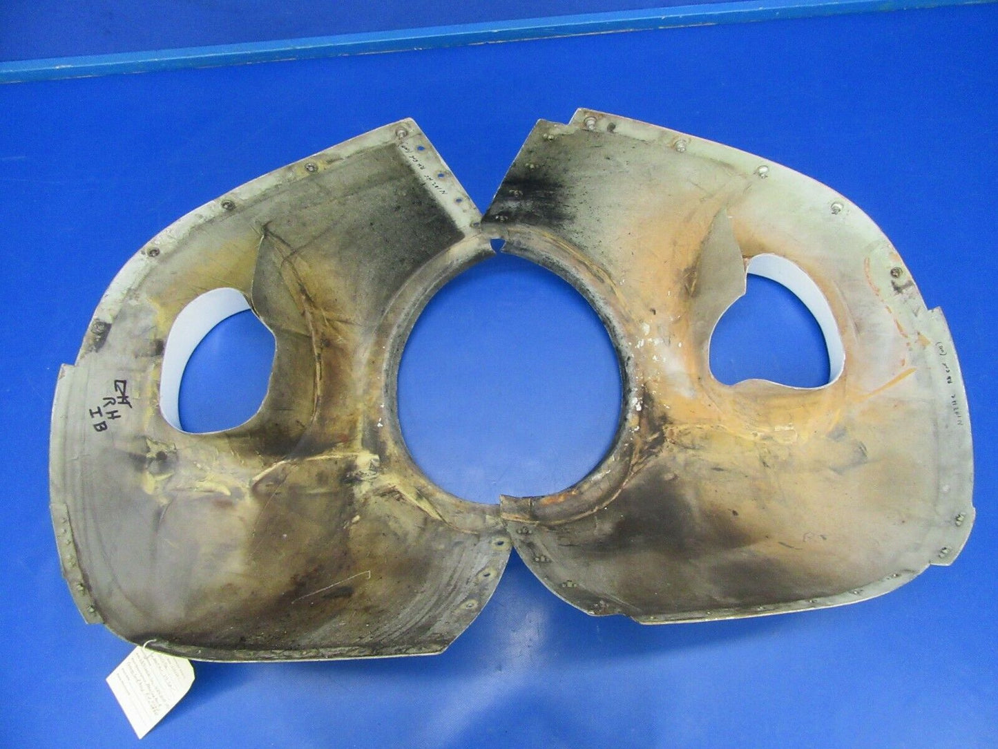 Cessna 310 / T310Q Nose Cowl Cap RH INBD OUTBD 0851202-6 0851149-211 (0619-342)