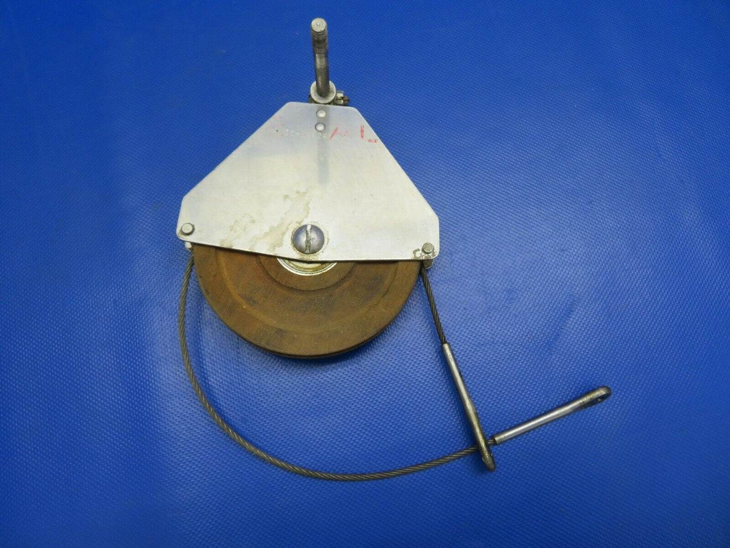 Beech Bonanza Bracket Assy Rudder Balance Cable Pulley P/N 35-524245 (1220-505)
