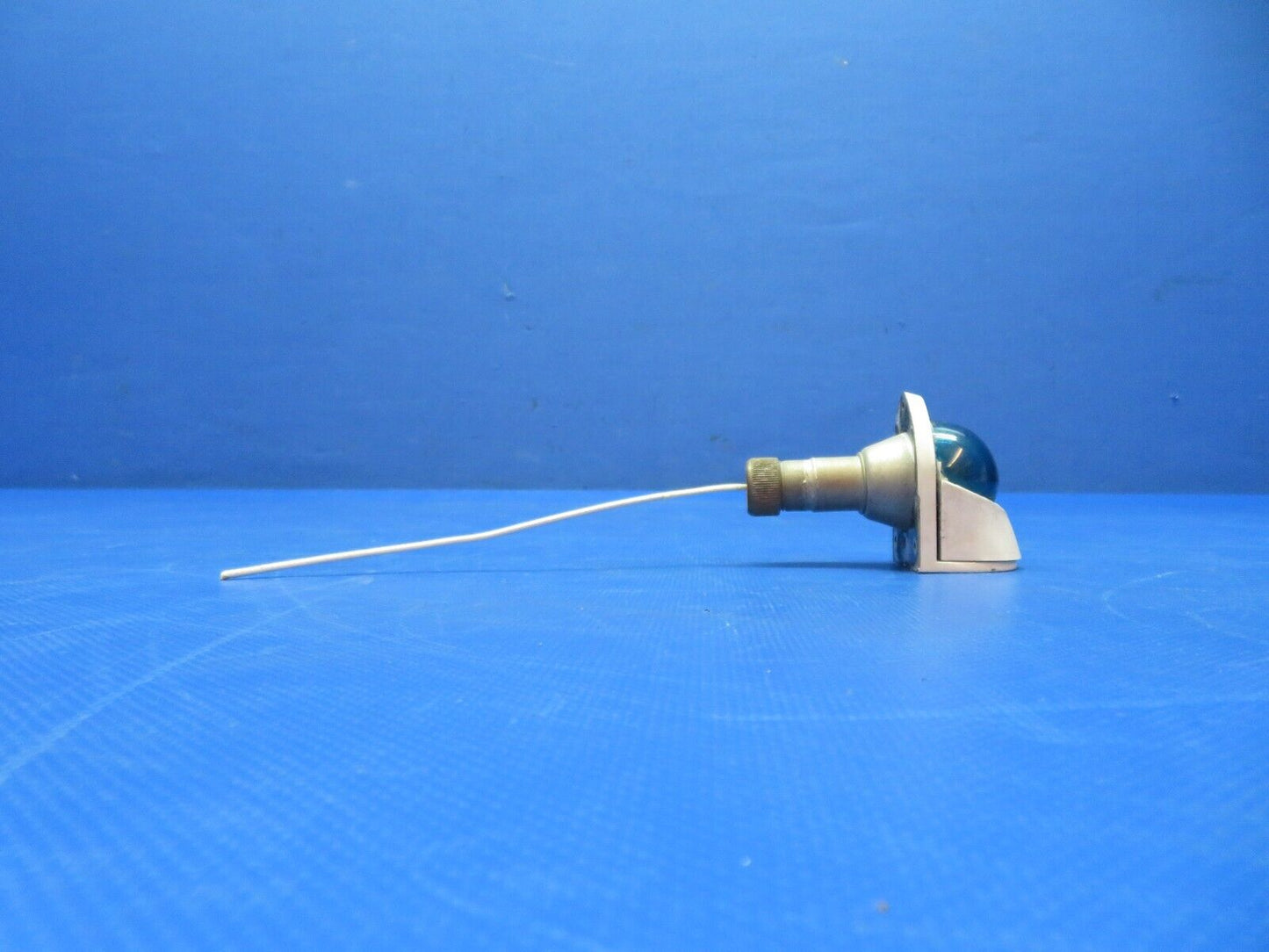 Cessna 401 / 401A Nav Light Assy LH & RH P/N 0823200-1 TESTED (0124-210)