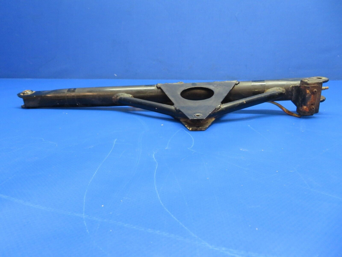 Bellanca 17-30 Viking Drag Strut Upper Main Gear Retract P/N 19462-20 (0922-636)