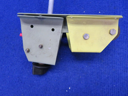 Socata TB-9 Tampico Fuel Selector Control Assy P/N 52025101 (0522-570)
