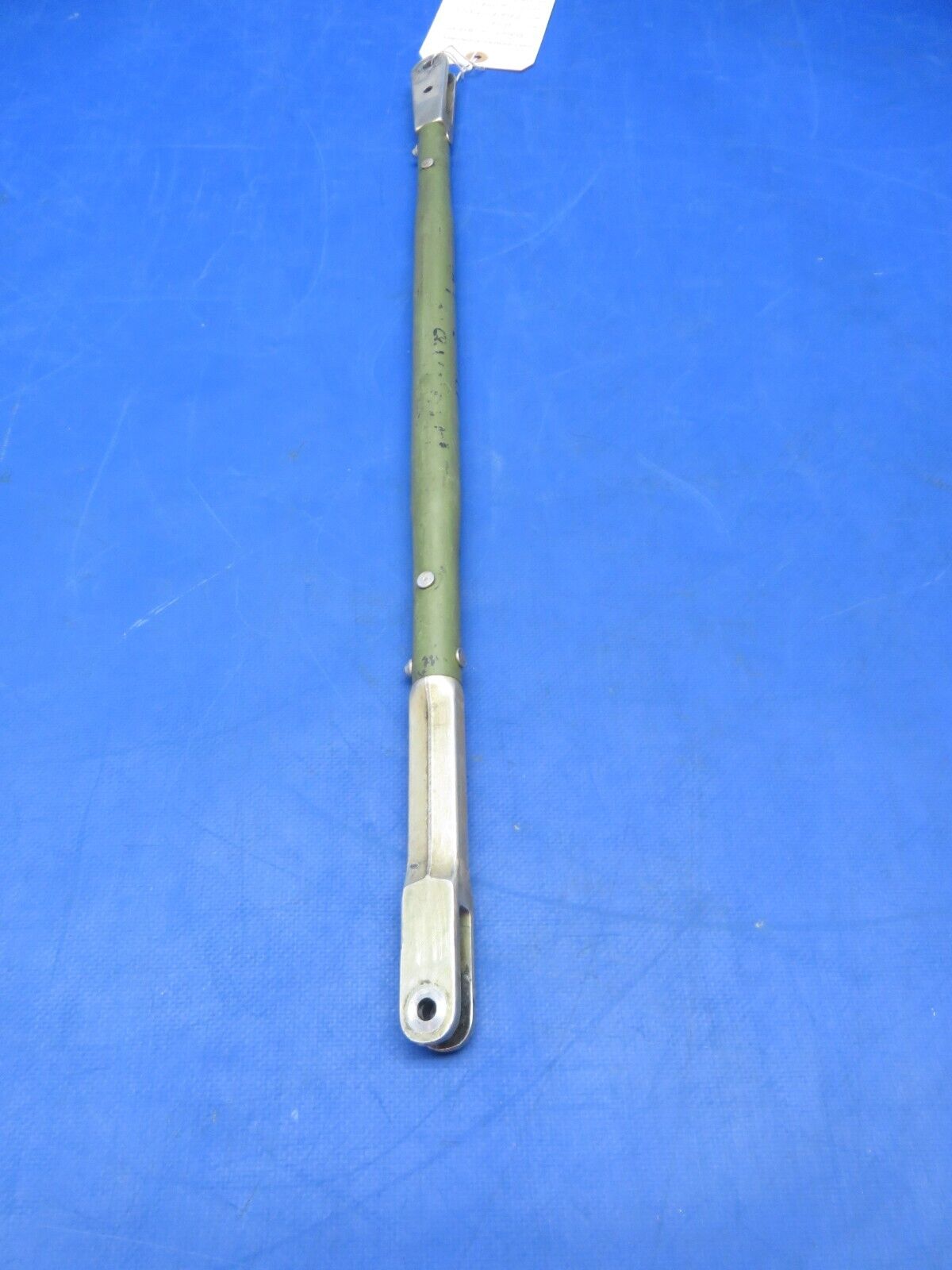 Cessna 310 / 310I RH Push - Pull Tube Assy MG Retract  P/N 0841138-1 (1023-114)