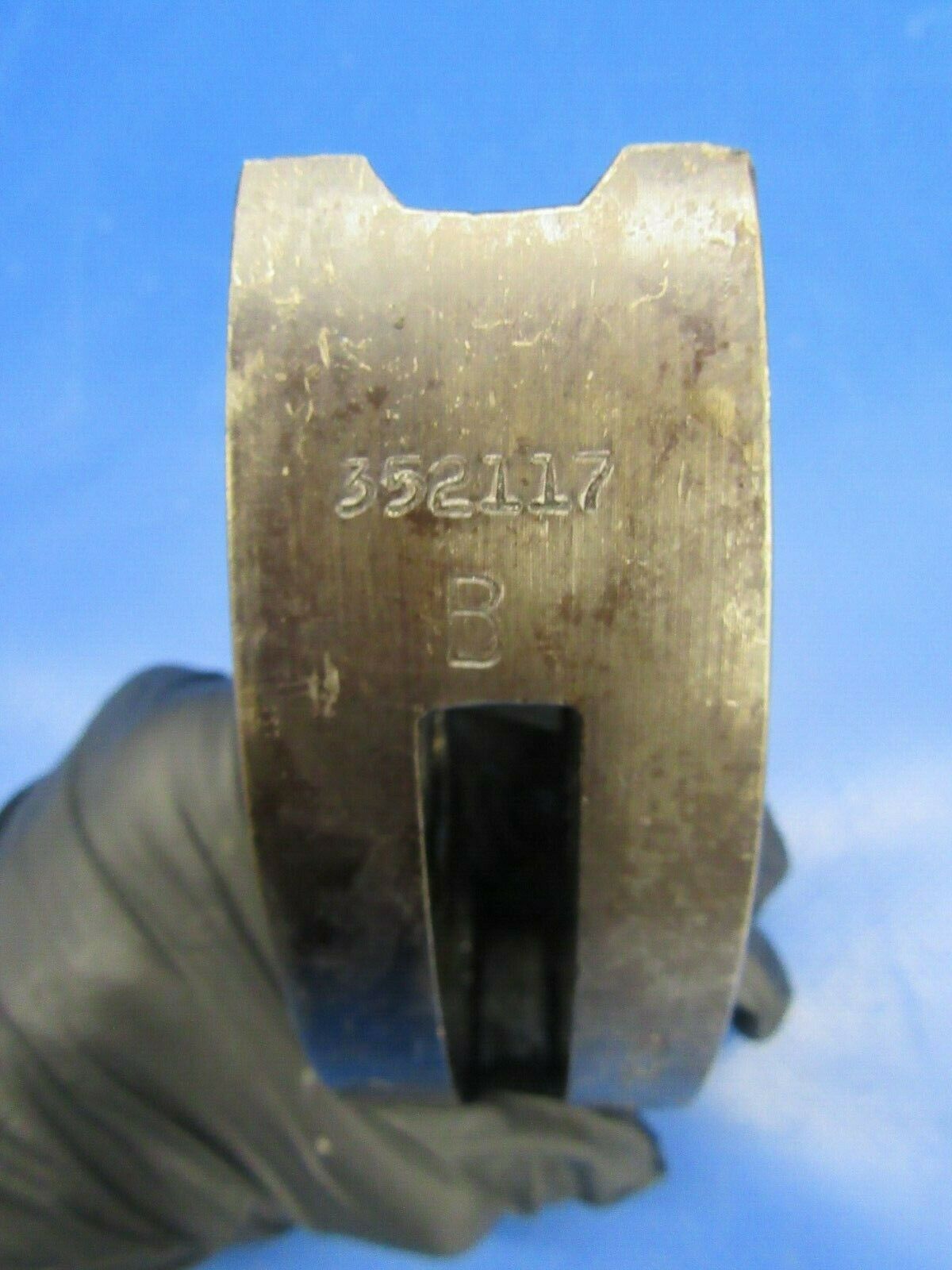 Continental IO-470 / 520 Counter Weight P/N 352117 (0319-228)