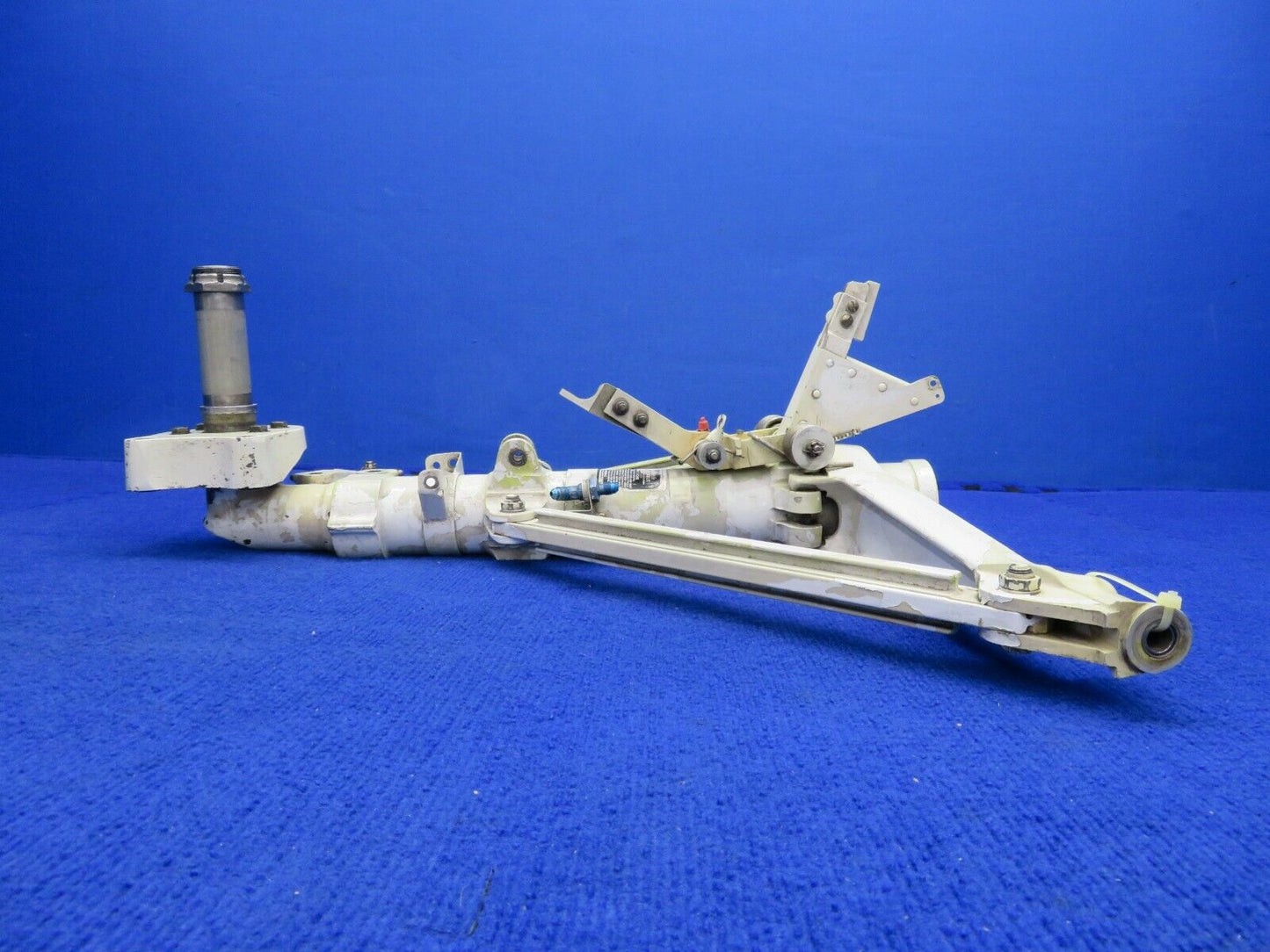 Beech 58 Baron Main Gear RH P/N 95-810002-36 (0422-01)