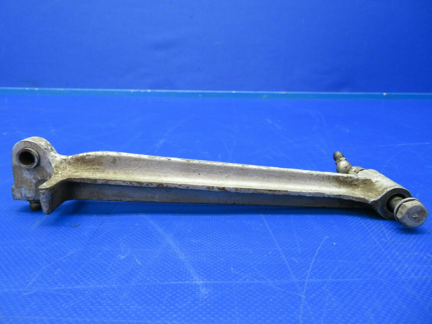 Beech Leg Assembly Main Gear Retract Casting # 35-815149 (0520-548)