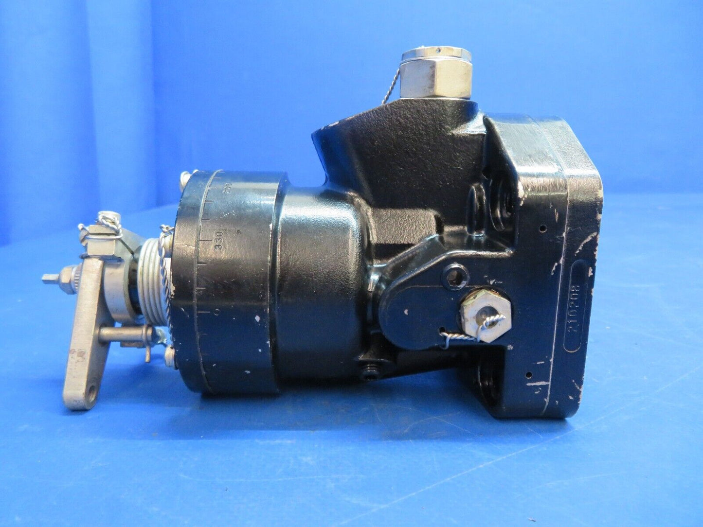 Woodward Cessna 310 Prop Governor P/N 210280 (0123-534)