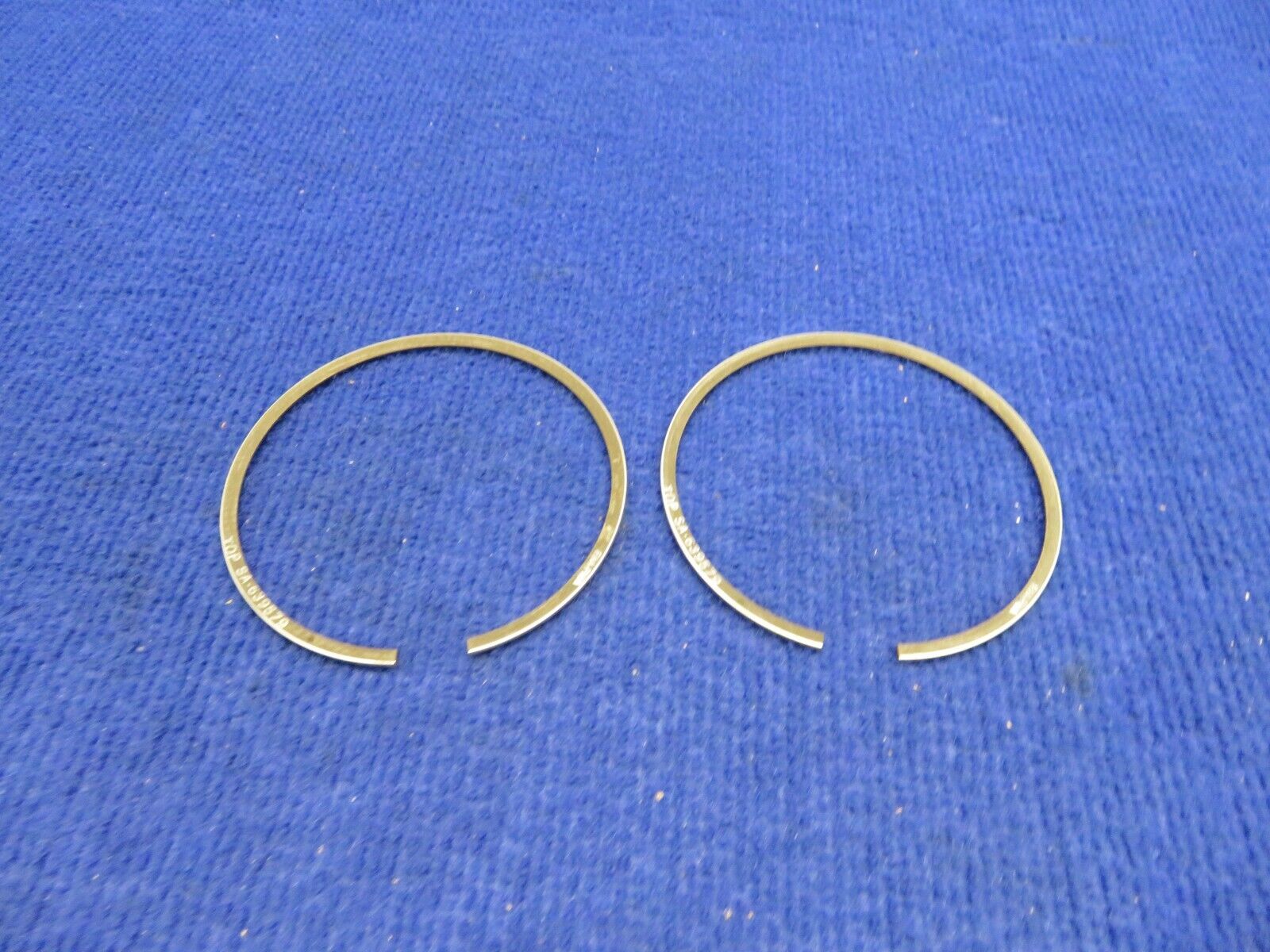 Superior Piston Ring LOT OF 2 P/N SA639579 NOS (0222-448)