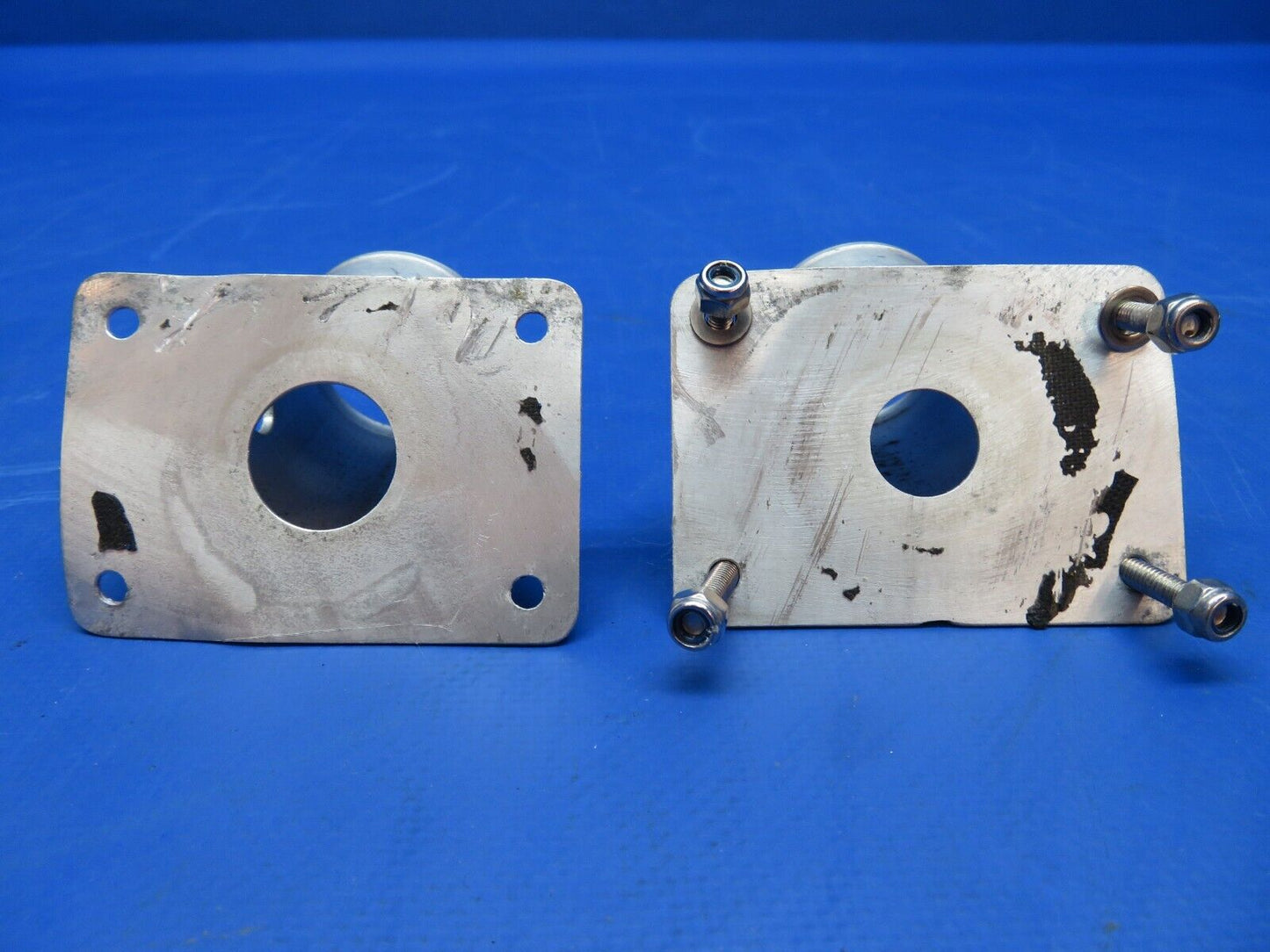 Diamond DA-42 LH & RH Heating Flange Assy P/N D60-2147-22-00 (0623-121)