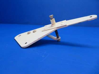 Bellanca 17-30 Viking Bellcrank Flap Actuator Assy P/N 192552 (0922-689)