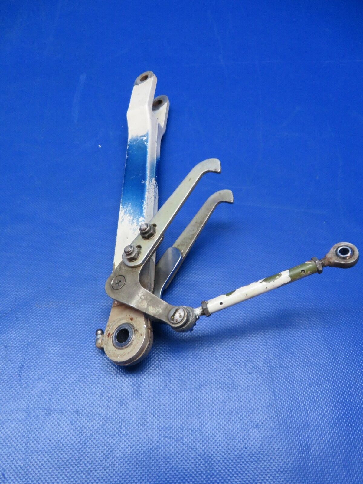 Cessna 401 / 401A RH Side Brace Assy MG Retract P/N 5041000-12 (0124-237)