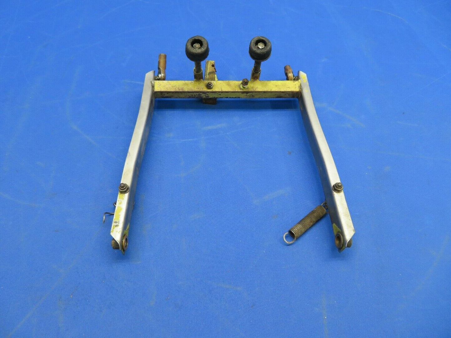 Rockwell Commander 112A Bumper Stop & Lever Assy P/N 46091-1 (1020-457)