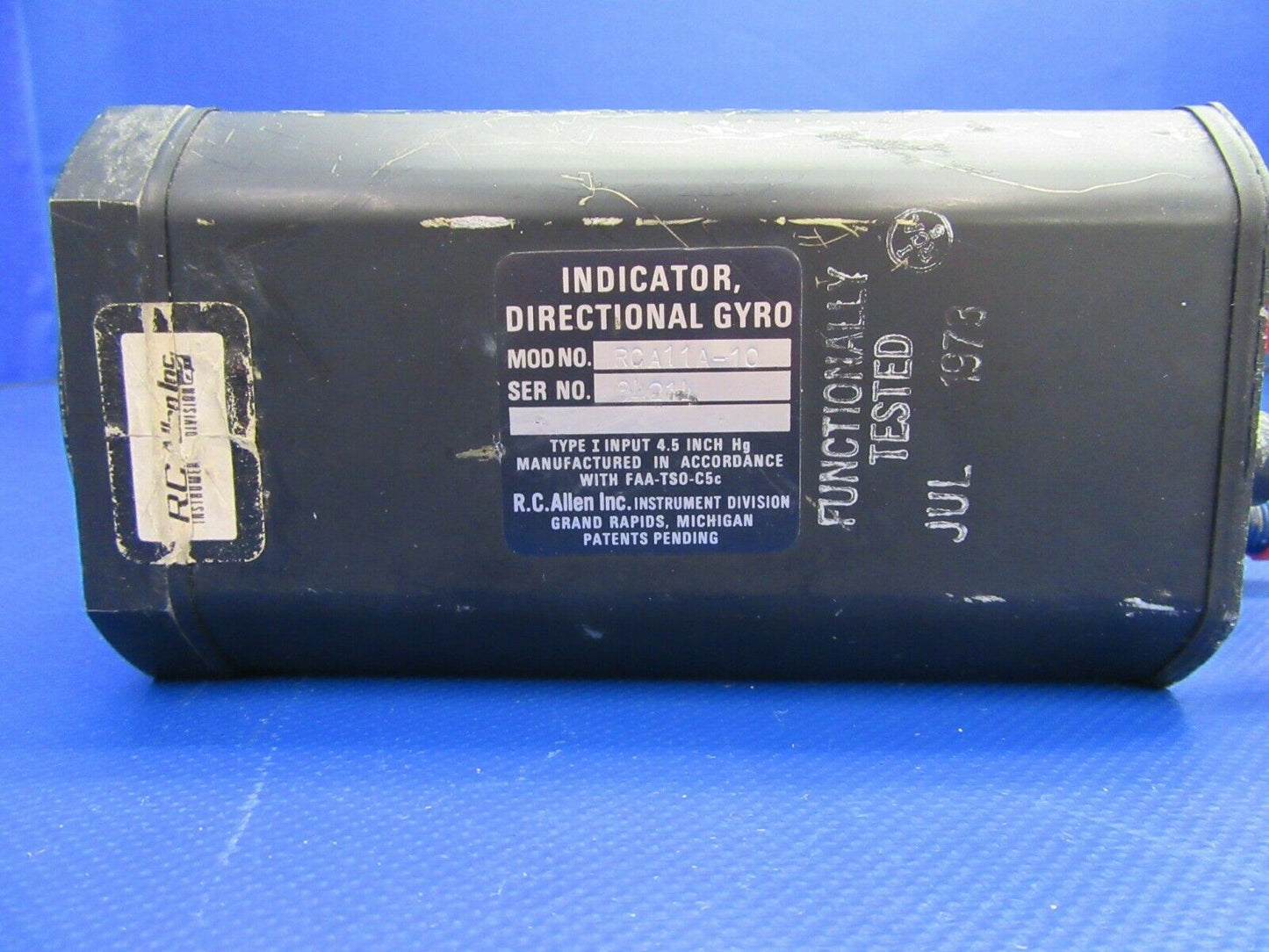 R.C. Allen Direction Gyro Indicator P/N RCA11A-10 (0521-636)