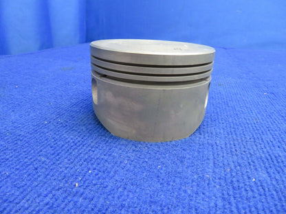 Lycoming Piston NOS P/N SL75413P10 (0222-440)