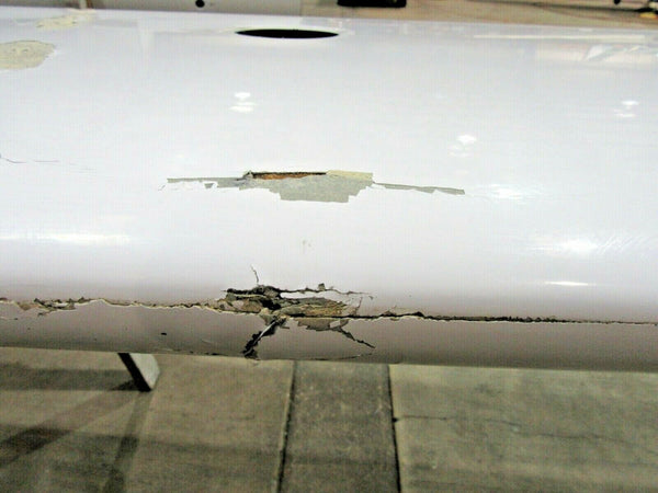 Diamond DA40-180 Wing RH Damaged (0319-23)